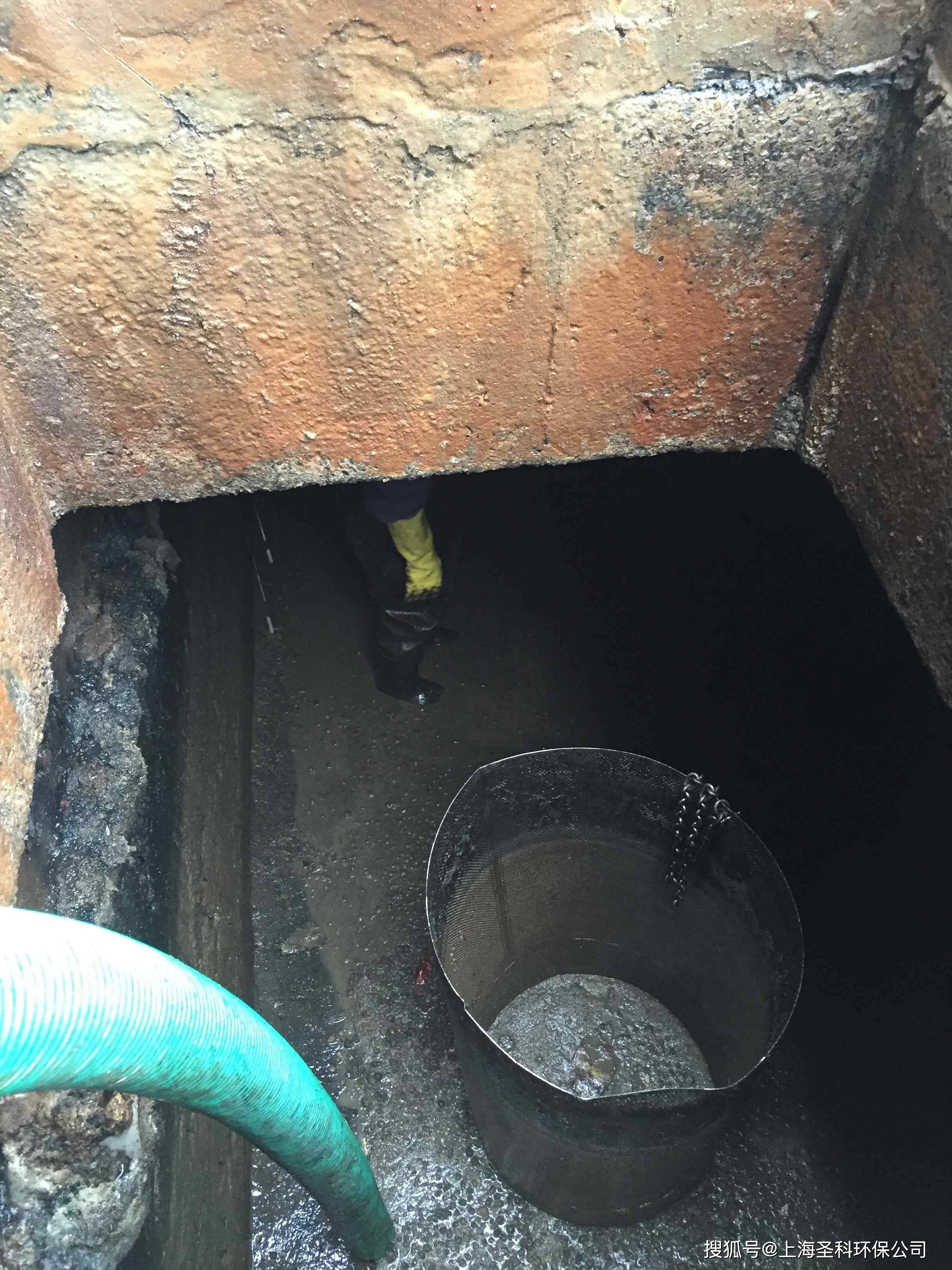 上海金山污水管网清理 工厂排水管道高压清洗 市政管道淤泥清淤公司