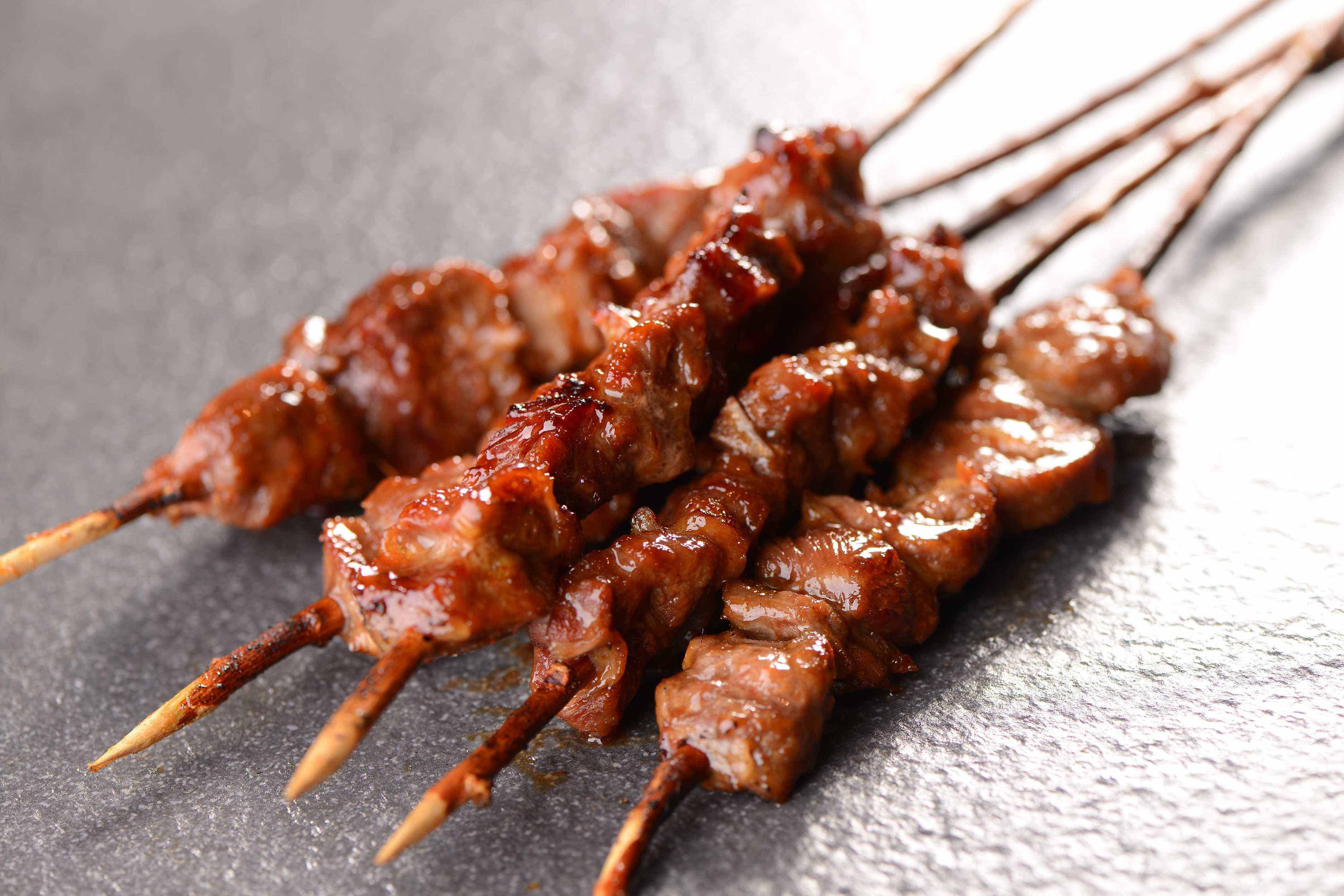 牛肉烧烤做法:教你打造外焦里嫩的烧烤牛肉