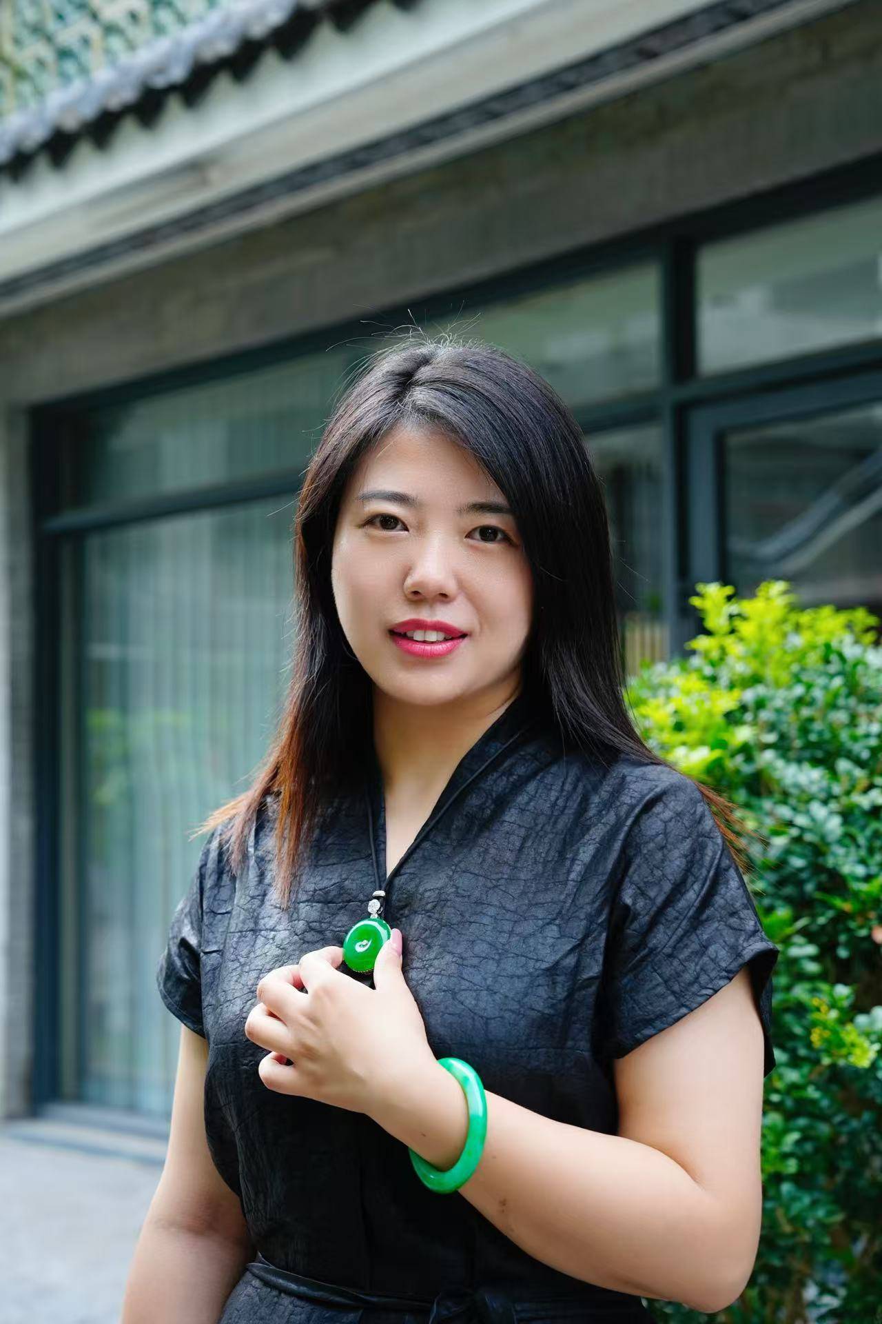陈燕翡翠一个普通女孩的翡翠逆袭之路