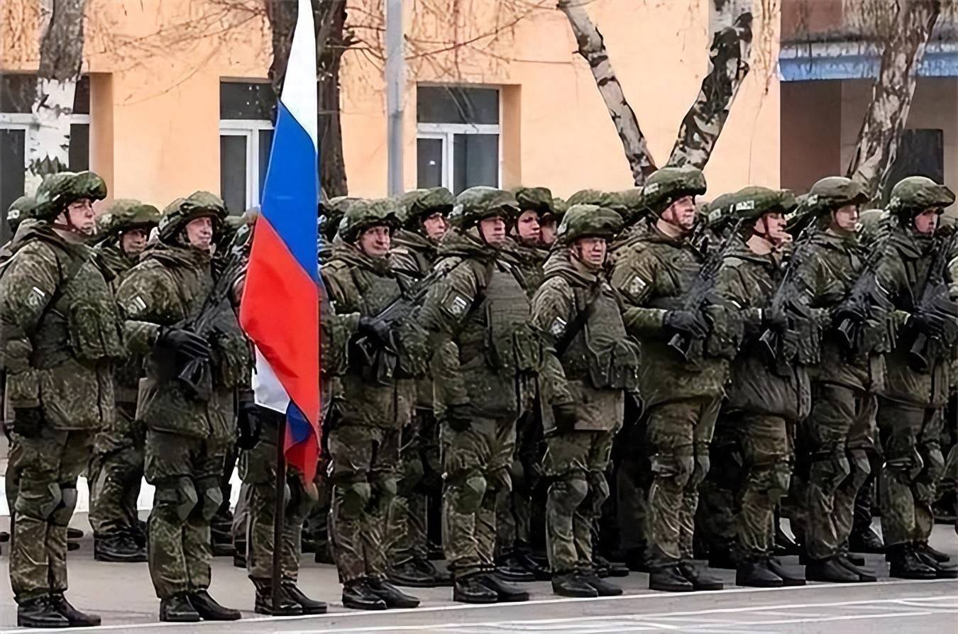 俄罗斯五万大军集结,"苏梅战役"即将打响?特朗普:普京在玩火