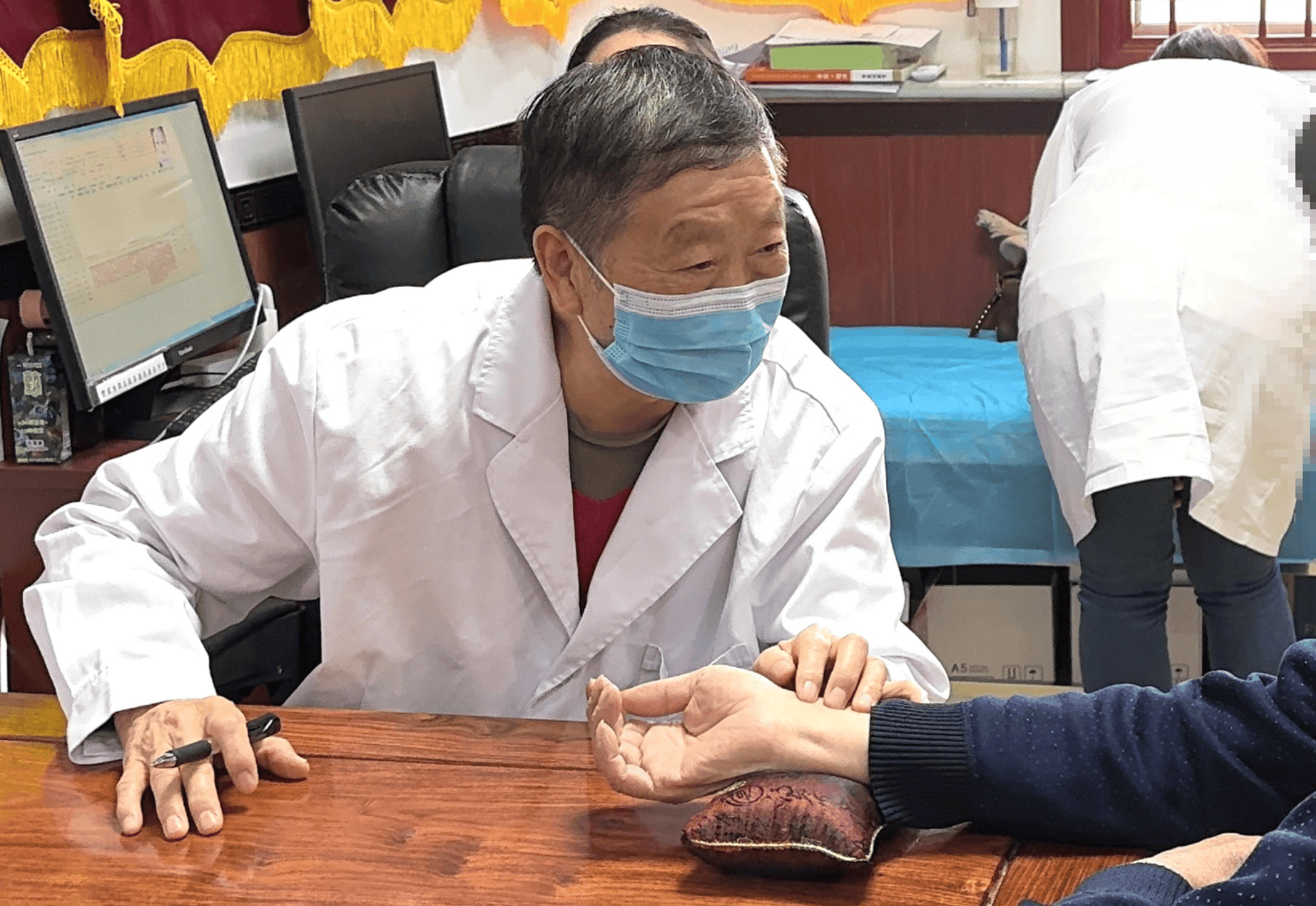 张瑞利医生：支气管炎多久可以痊愈？