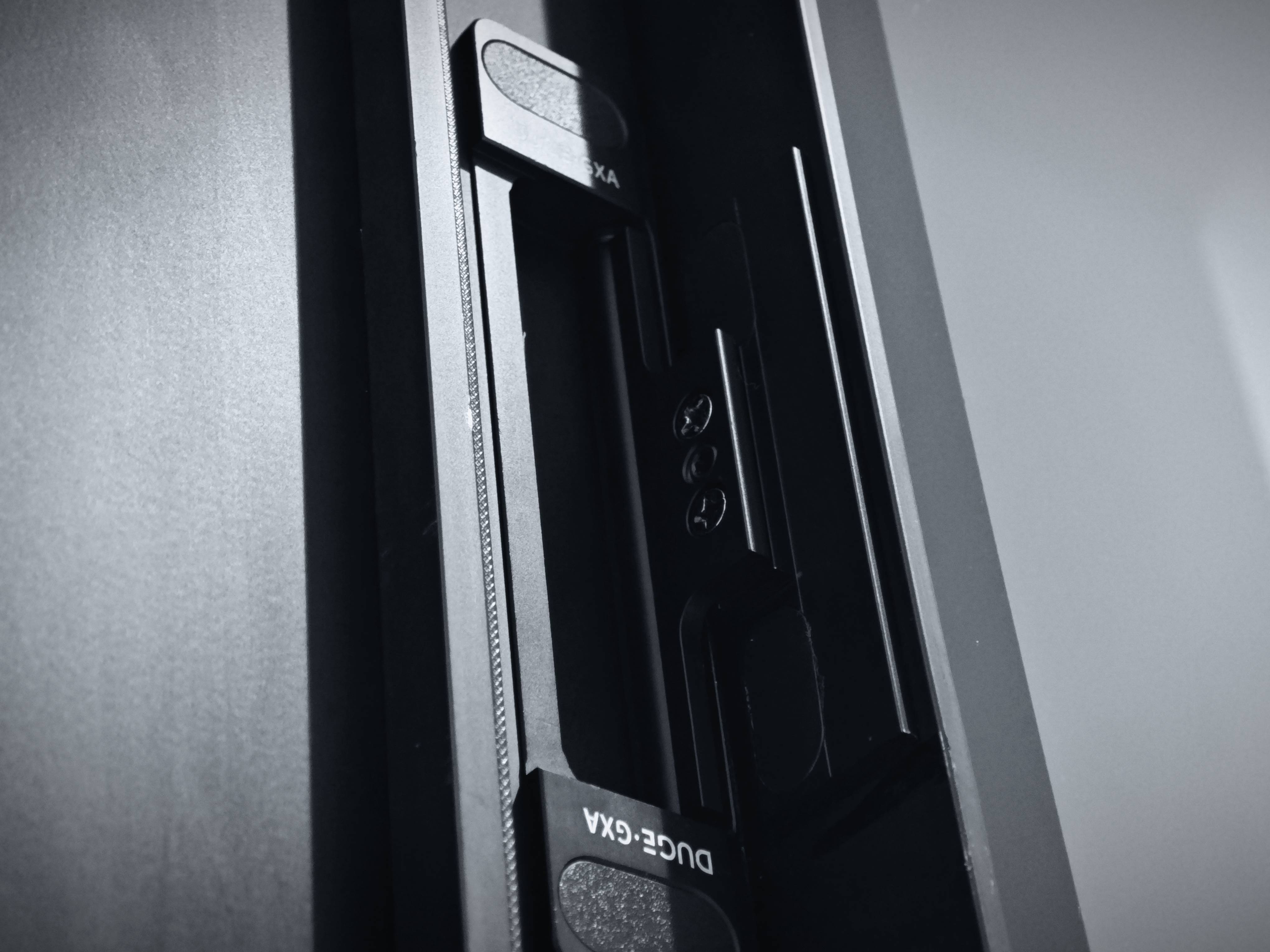 2025极简玻璃门天花板