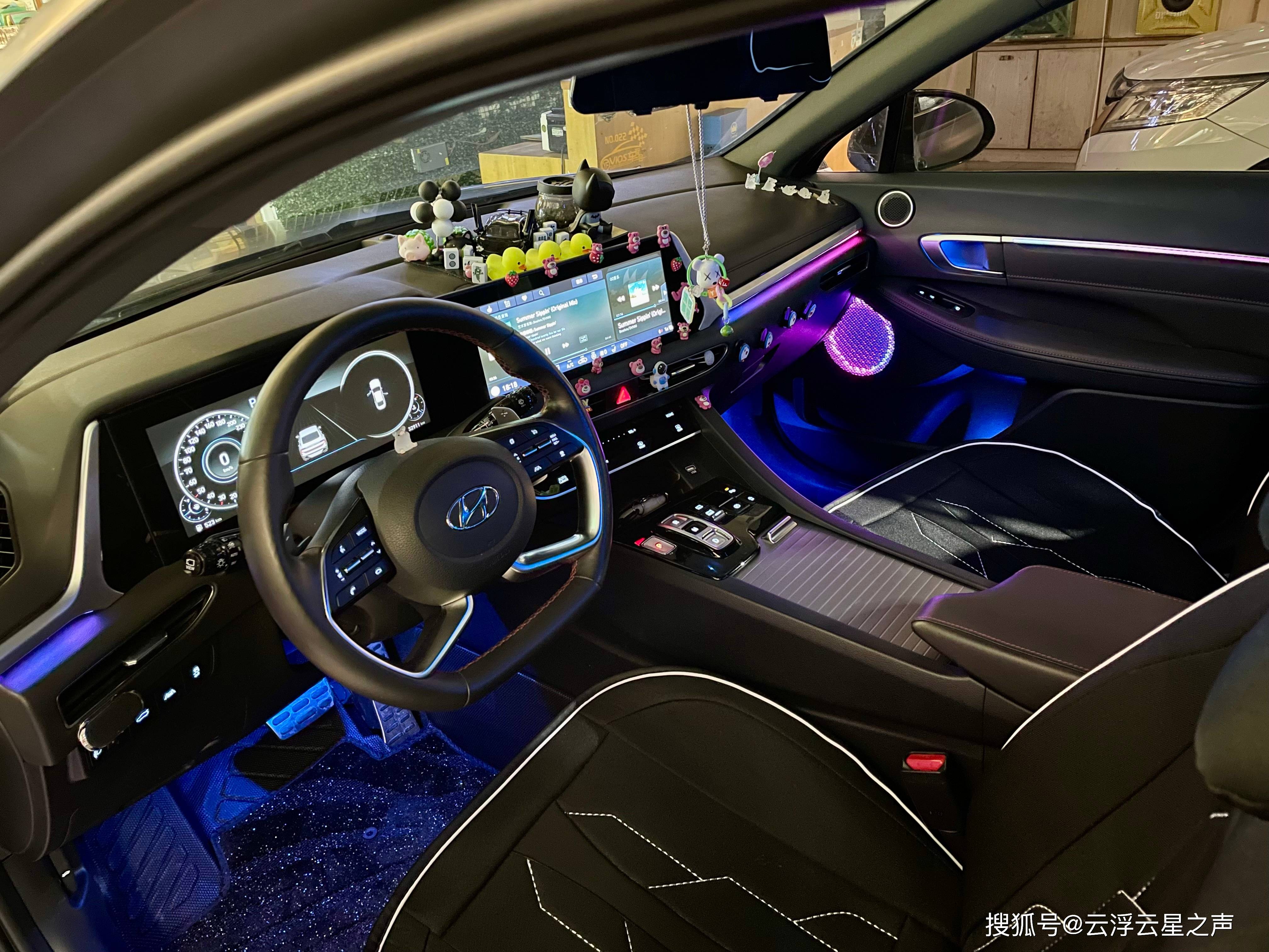 大能蓝金刚四门隔音 专用幻彩氛围灯