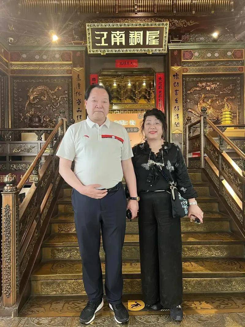 许海峰女儿在英国学习工作