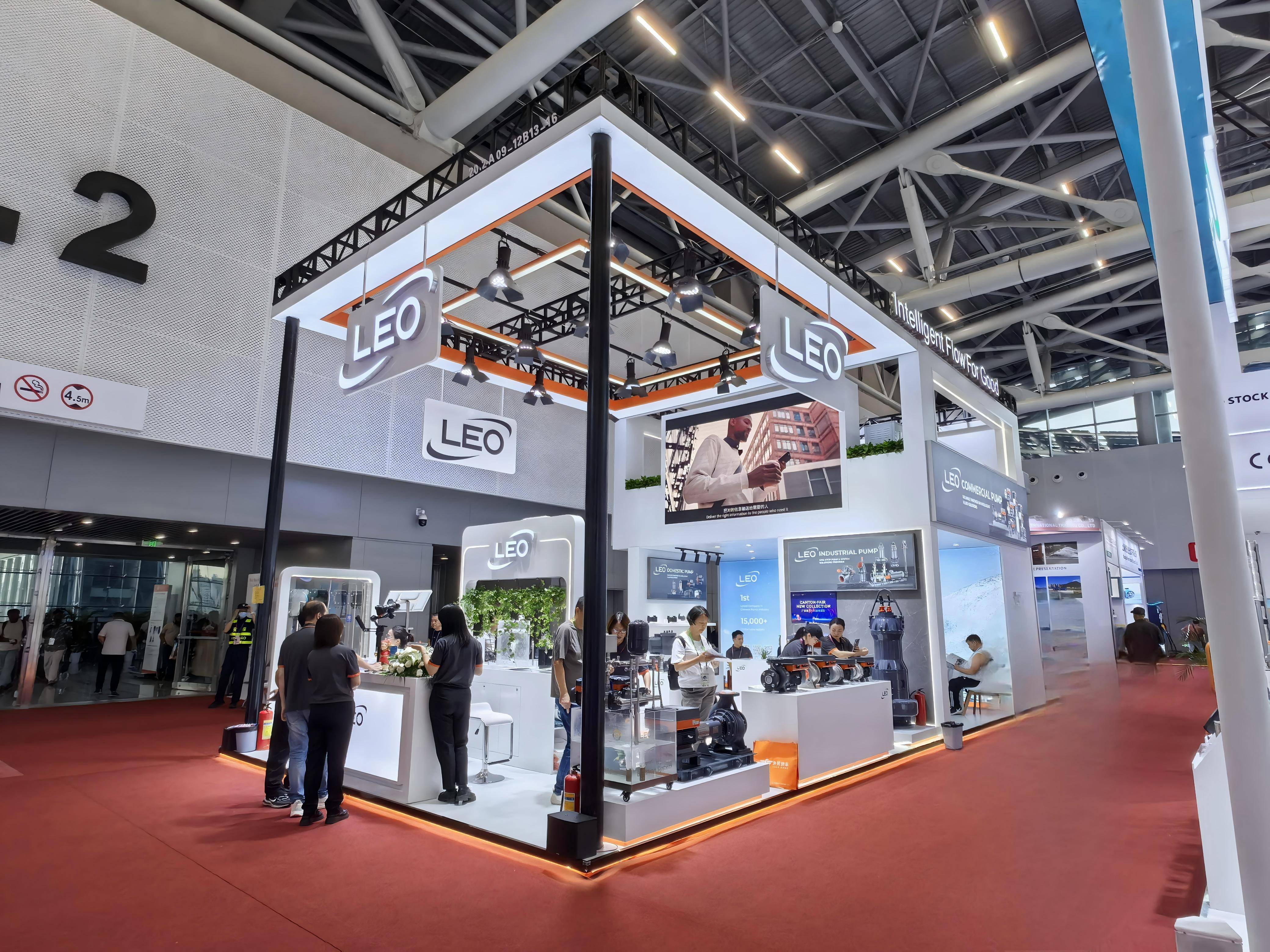 广交会双层展台设计公司如何让60㎡变120㎡层高利用的3个核心技巧