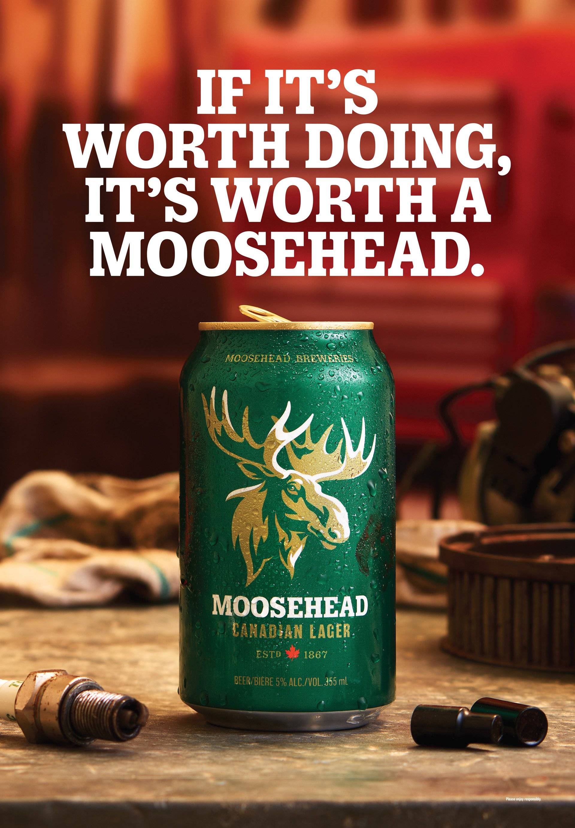 魔书啤酒摄影作品《moosehead - its worth a moosehead》入围加拿大