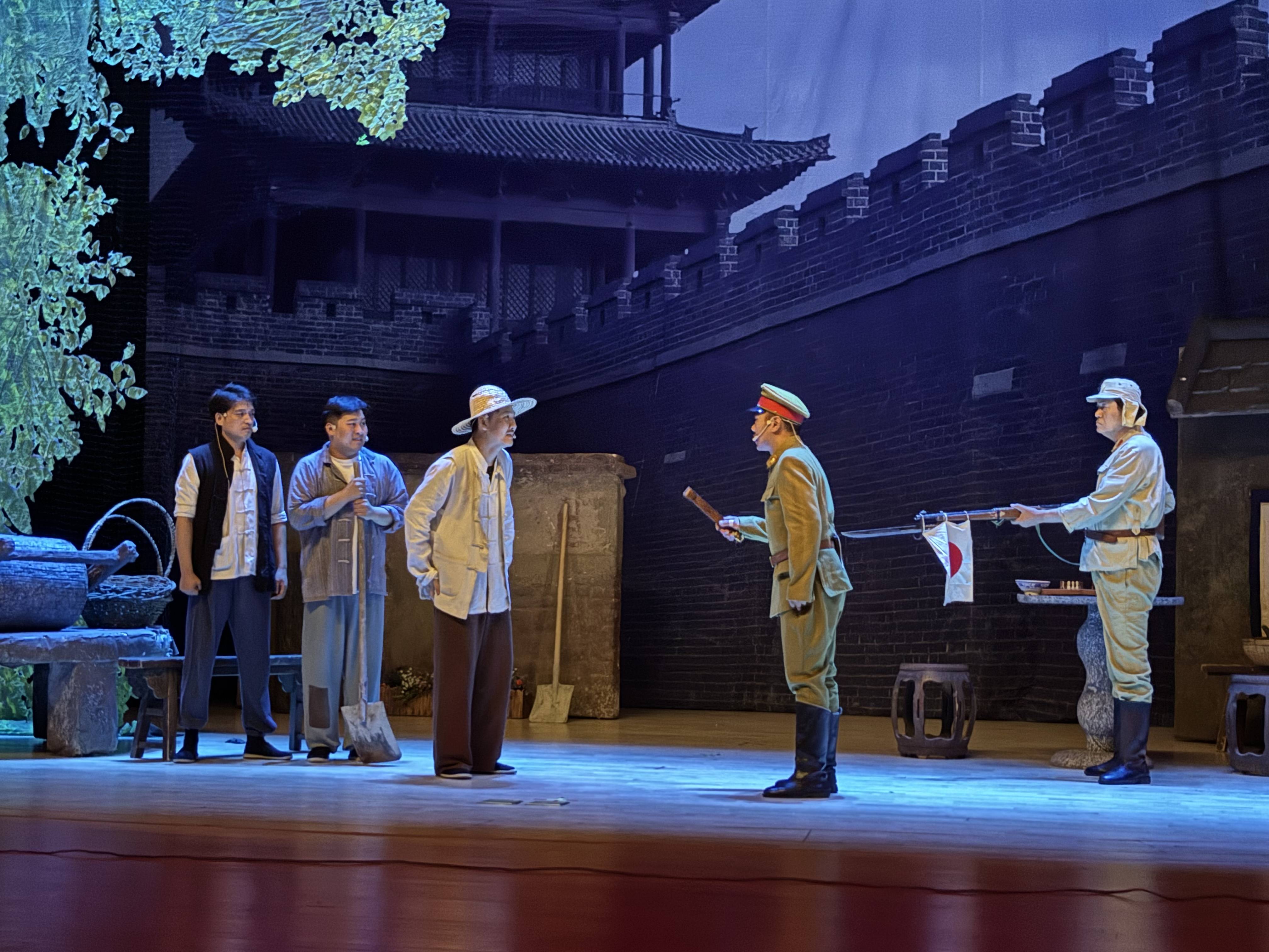 2025年抗战史诗话剧《宛平人家》连续第十一年燃爆京城