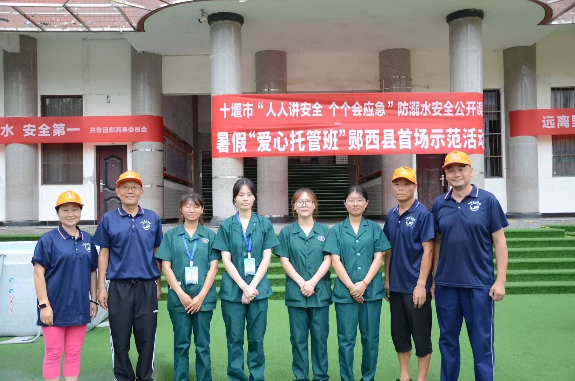 https://q1.itc.cn/q_70/images01/20250906/9296f2fc3c984286a33000b84aacbf26.jpeg