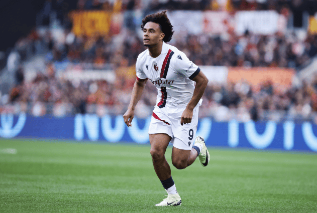 荷兰前锋齐尔克泽离队在即,阿莫林解释不启用原因