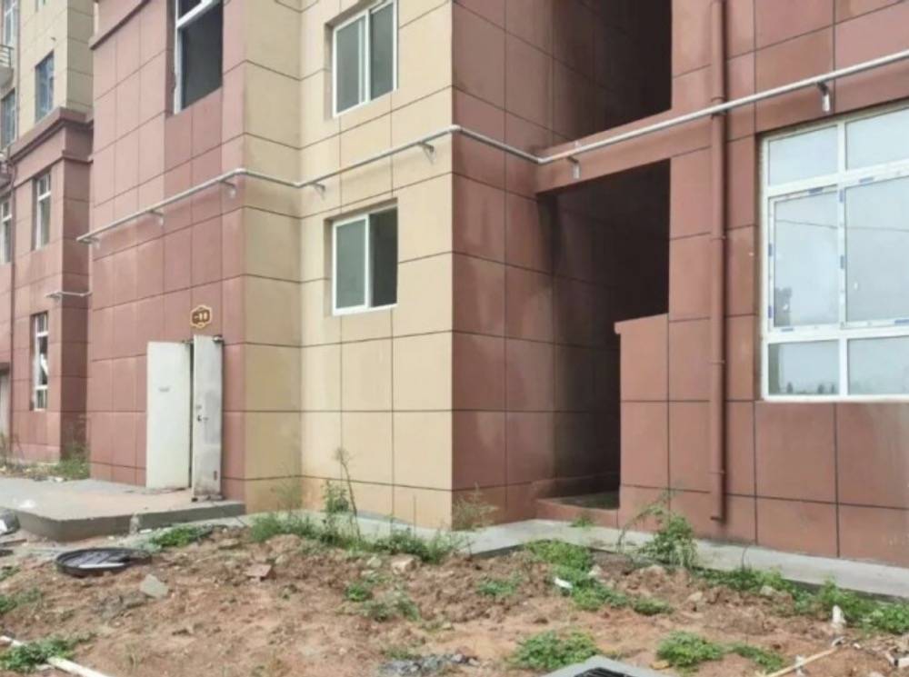 河南确山安置房未批先建埋隐患:基础设施成摆设"烂尾"令人忧(图3)