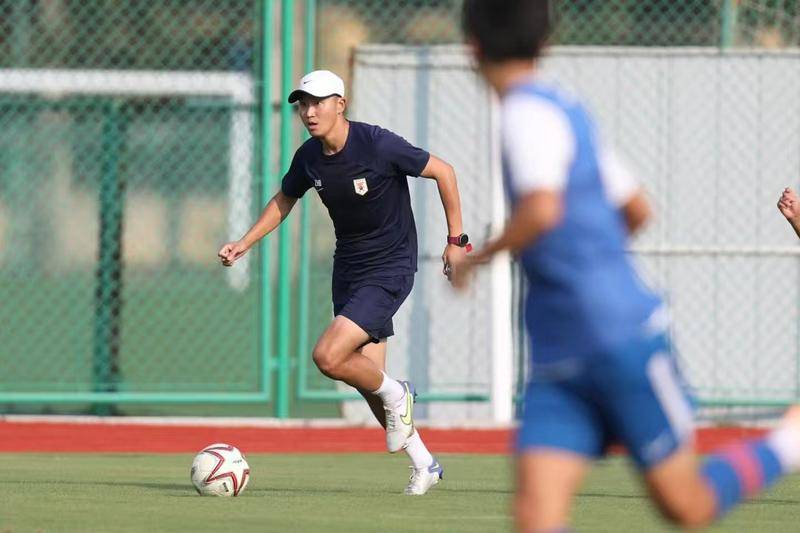 中国足协：前国脚周海滨出任U14国足主教练