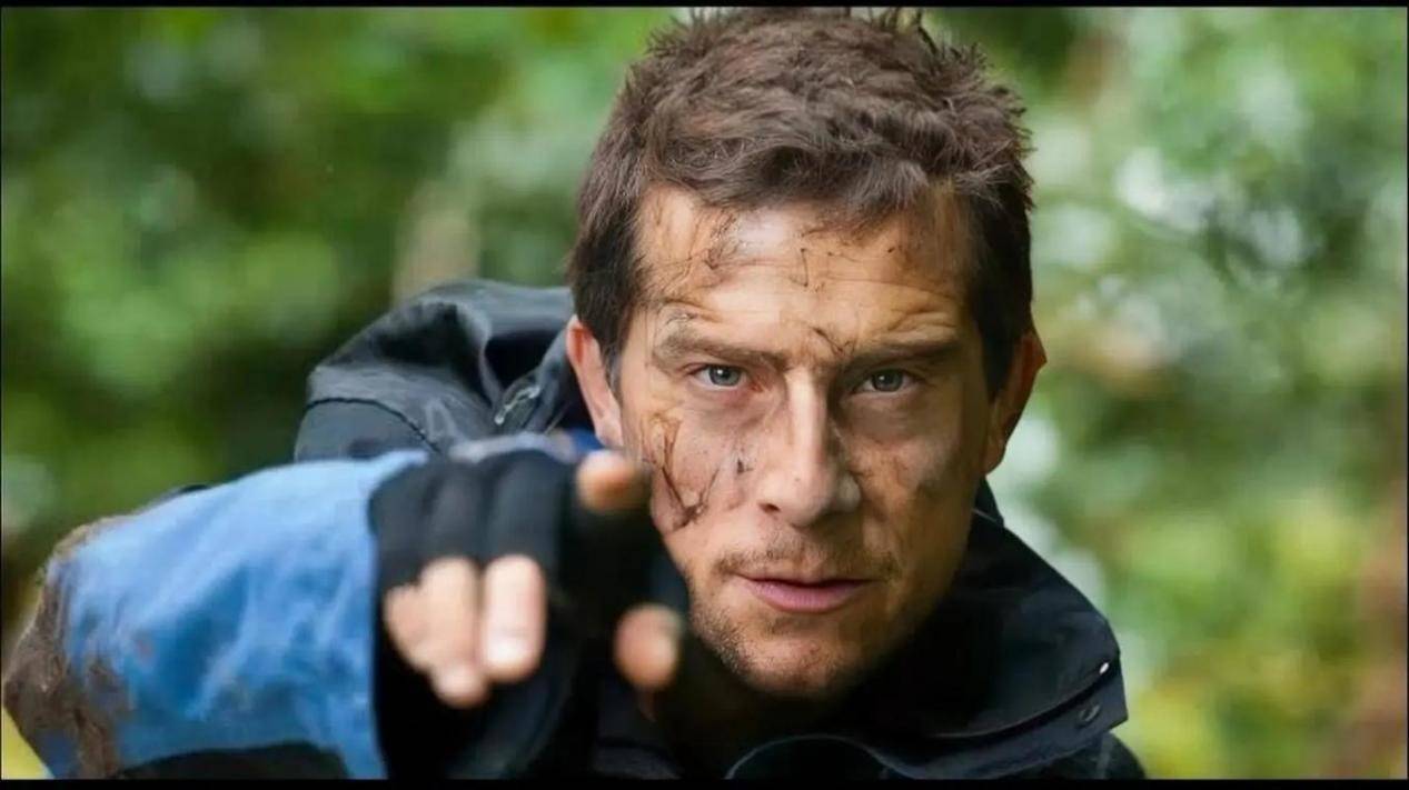 当代年轻人的“发疯”大赛,正在被包装成“消费游戏”-锋巢网