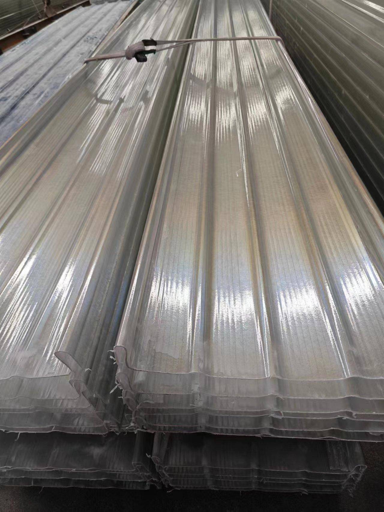 成都欣蕊福建材有限公司:专注透明瓦与采光带制造,技术领先,品质保障