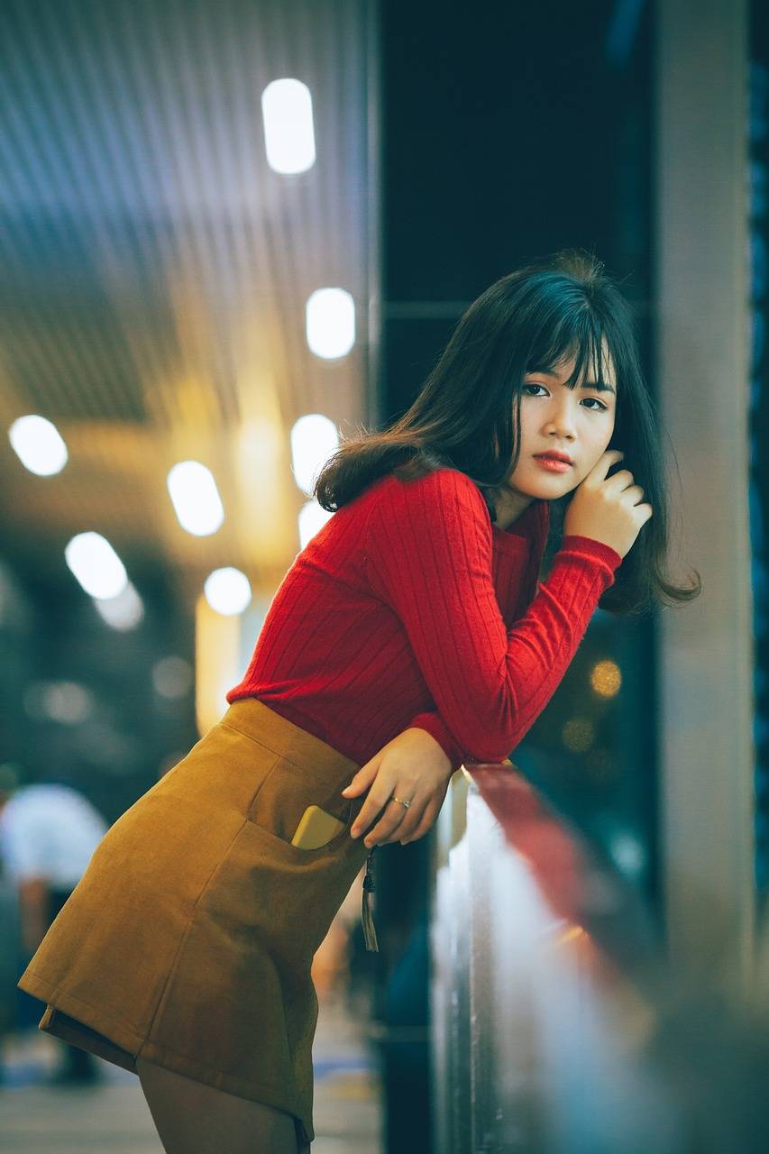 原创            男人真心爱你，会有的三种表现，掩饰不了