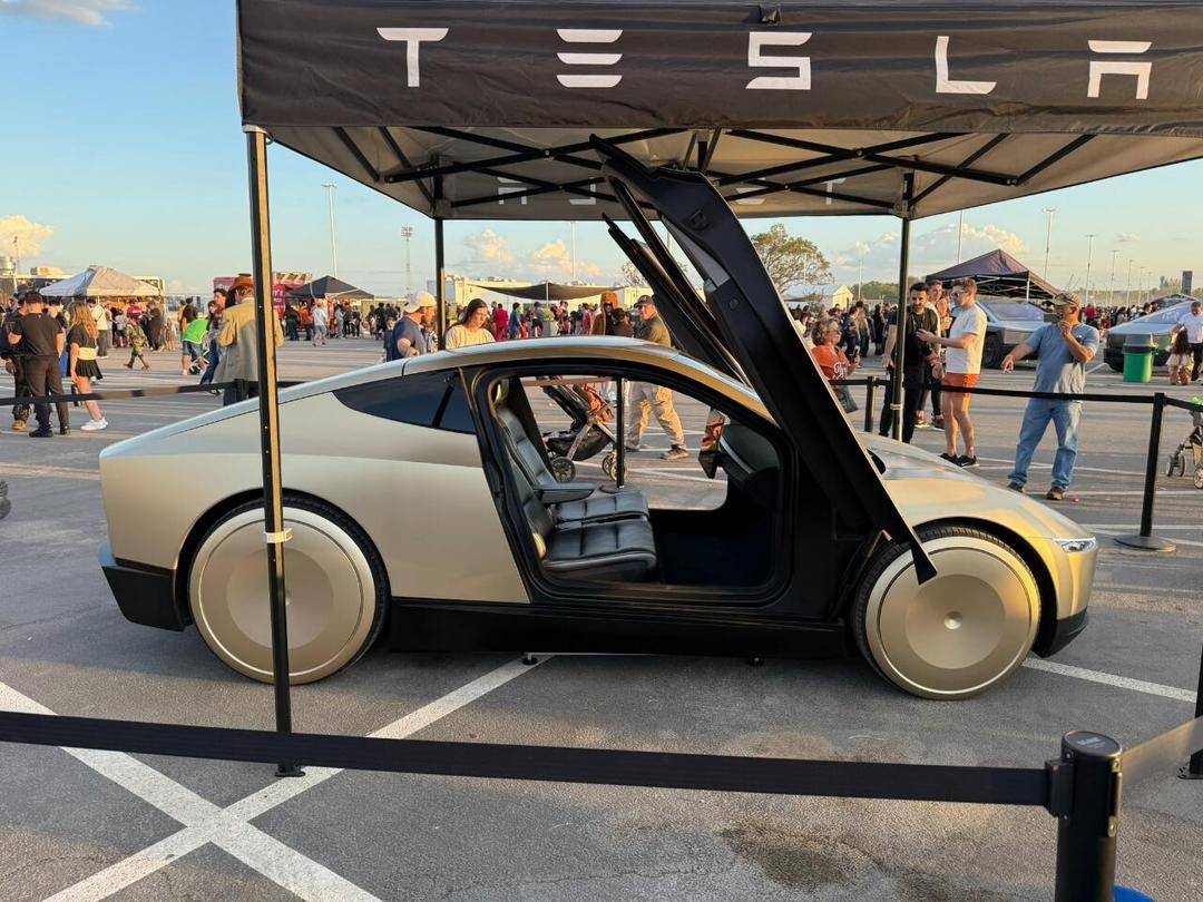 ��˹�����vCybercab�¾� ���4������ʽ���a