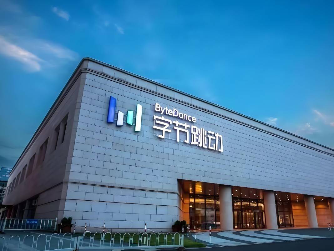 SeeDance2.0降智，字节成为硅谷门外的“野蛮人”？-锋巢网