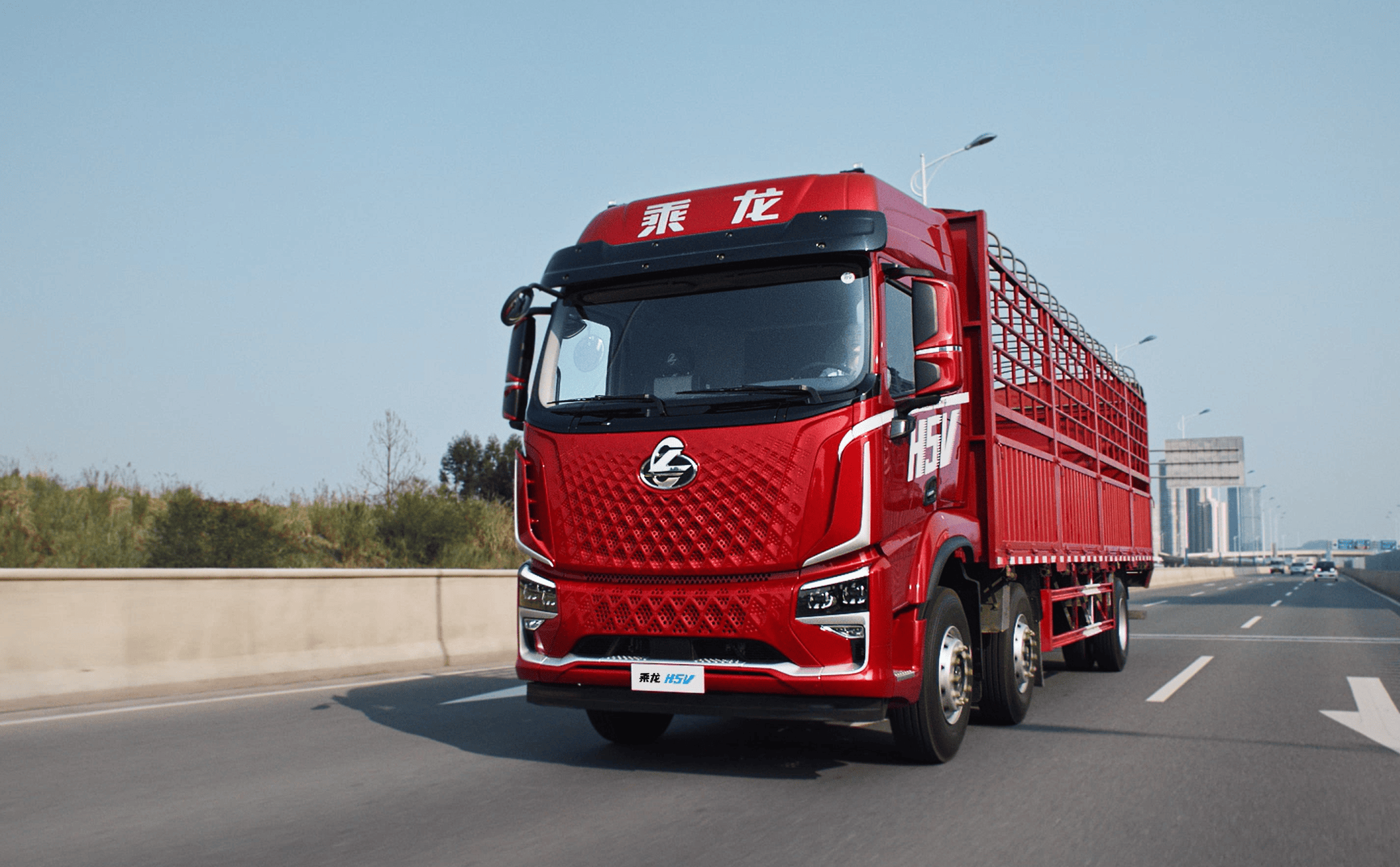 女麦客的最爱！乘龙H5V斩获2026卡姐推荐&ldquo;绿通房车&rdquo;大奖