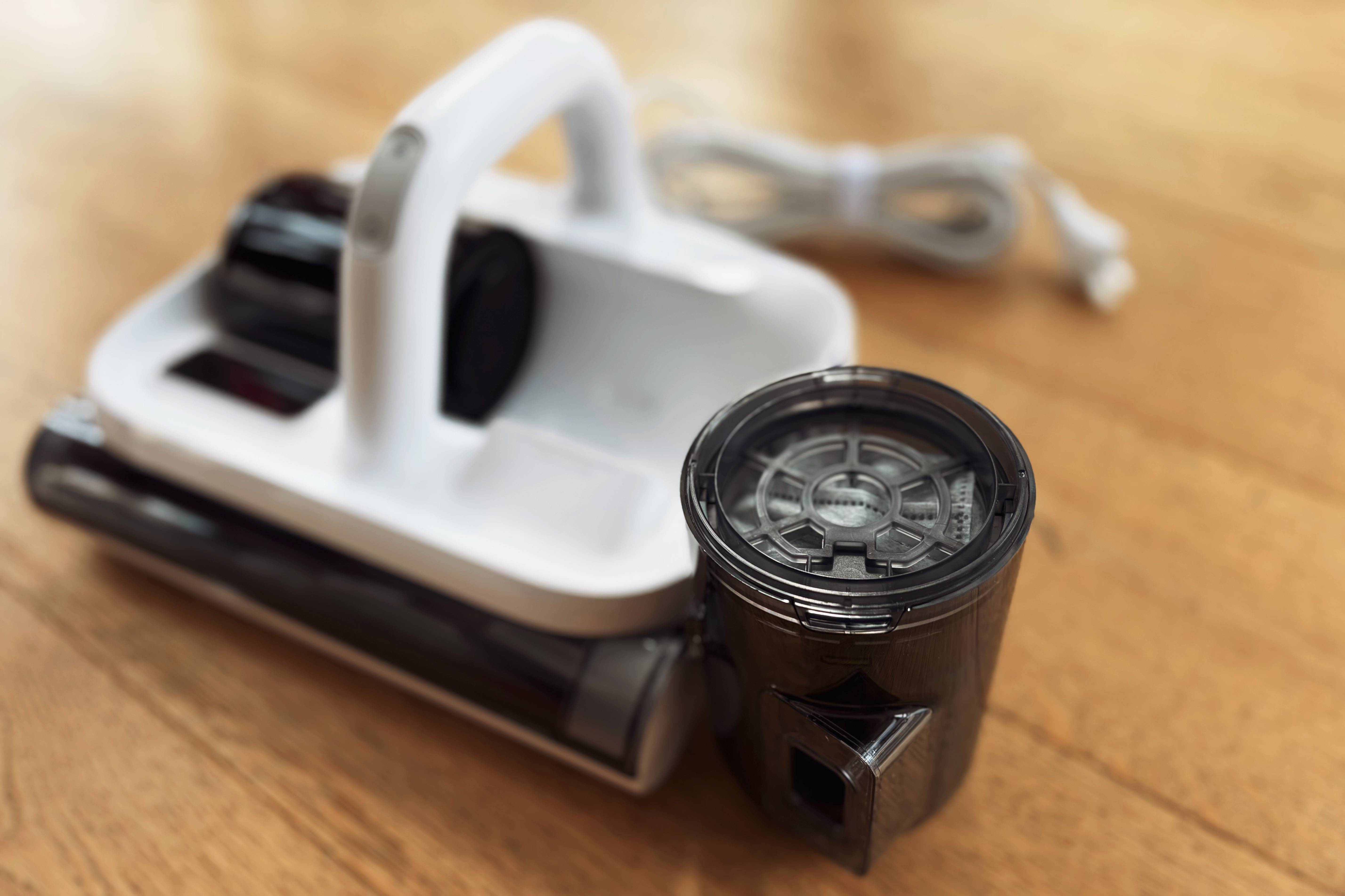 《用过才知道:专业除螨仪和吸尘器真的不一样|云鲸除螨仪U50有线款深度评测》