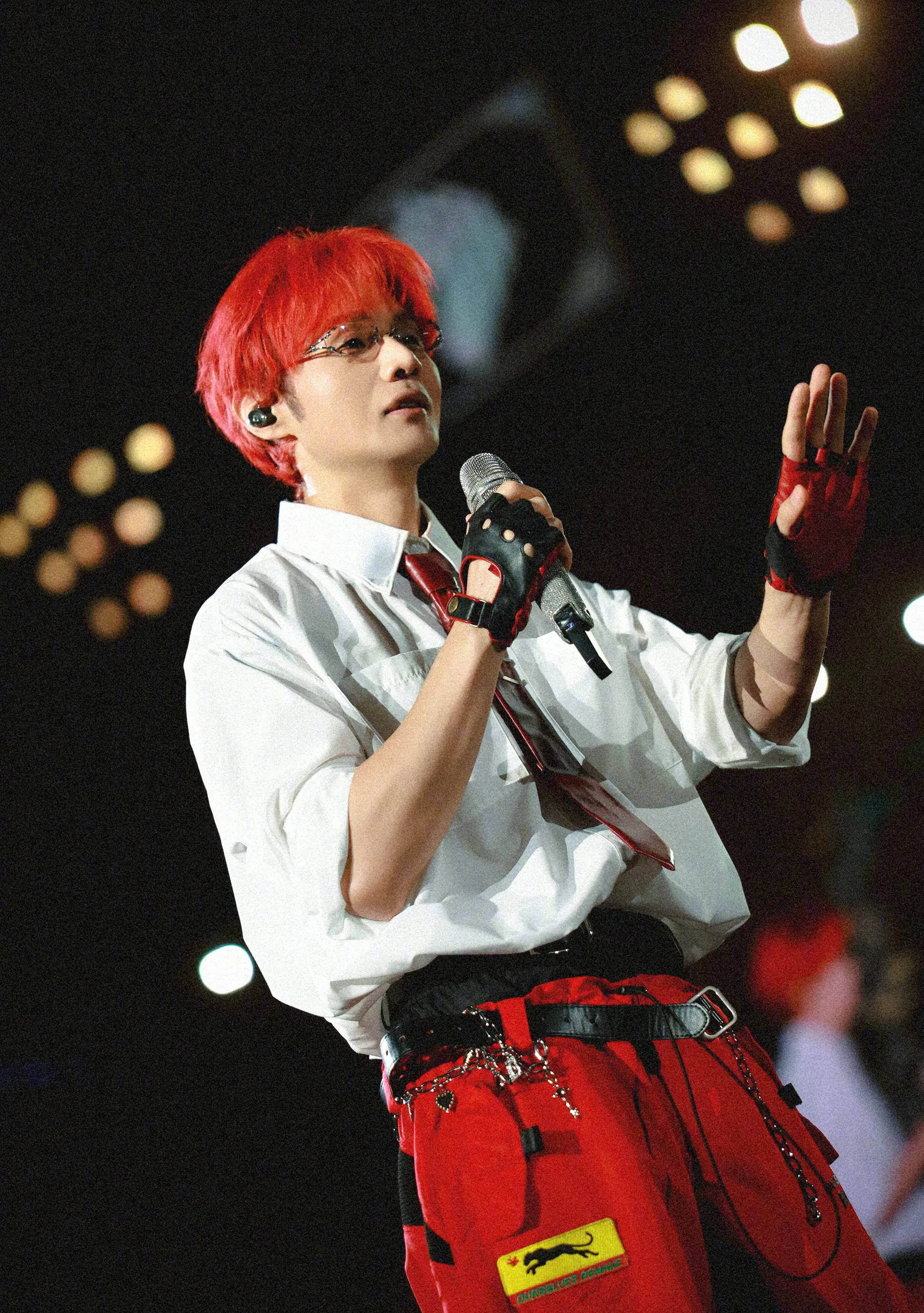 吴向飞再谈李荣浩演唱《路一直都在》：对音著协授权的表演许可，我不认可封面图