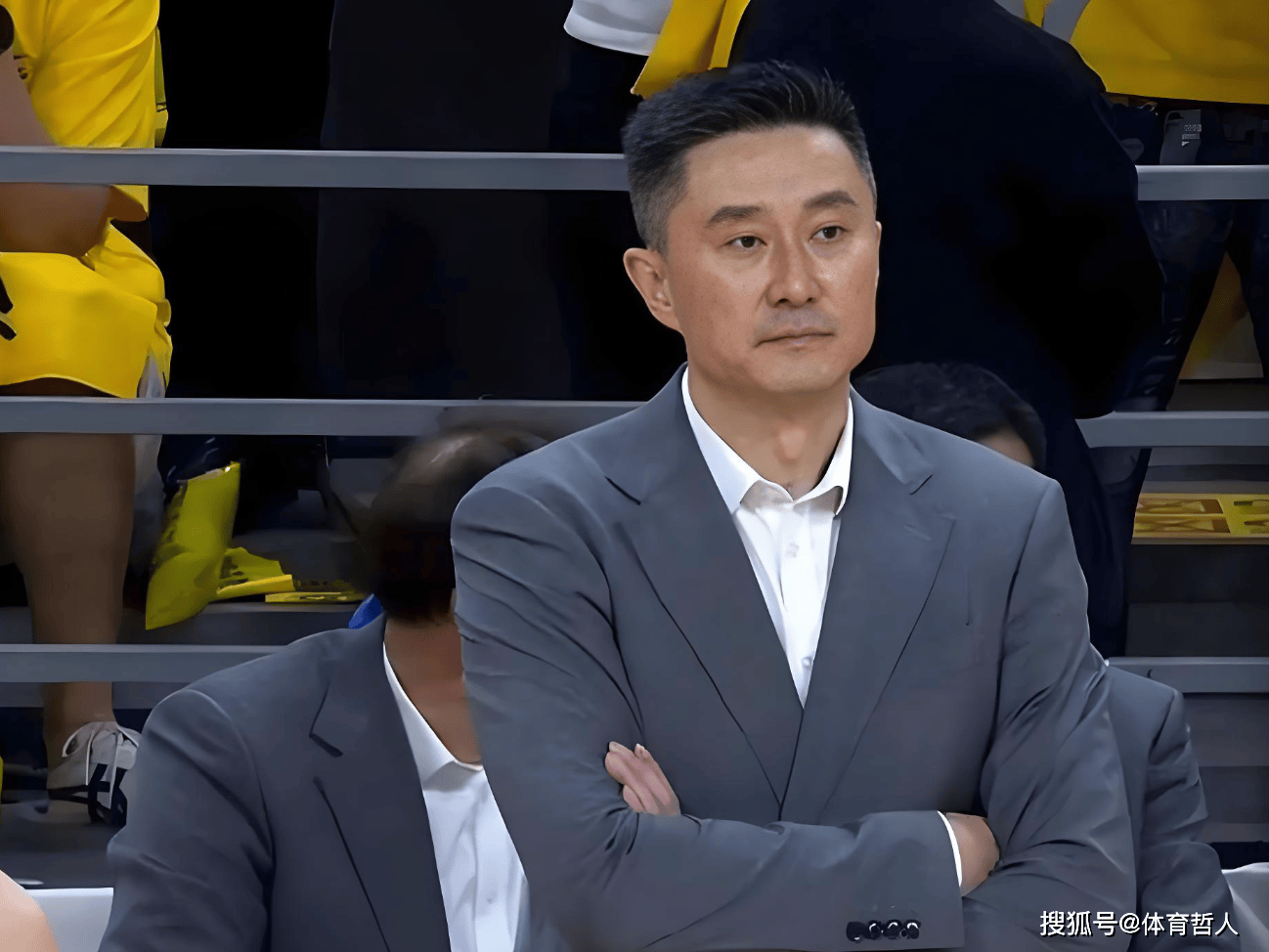 乱弹琴，杜锋让杜润旺打中锋！