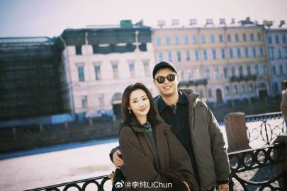 4e56d113ly1icglpded6wj234122oe82.jpg