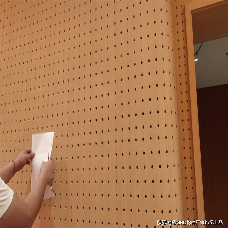 深圳坪山碧玲实验学校报告厅 (5).jpg