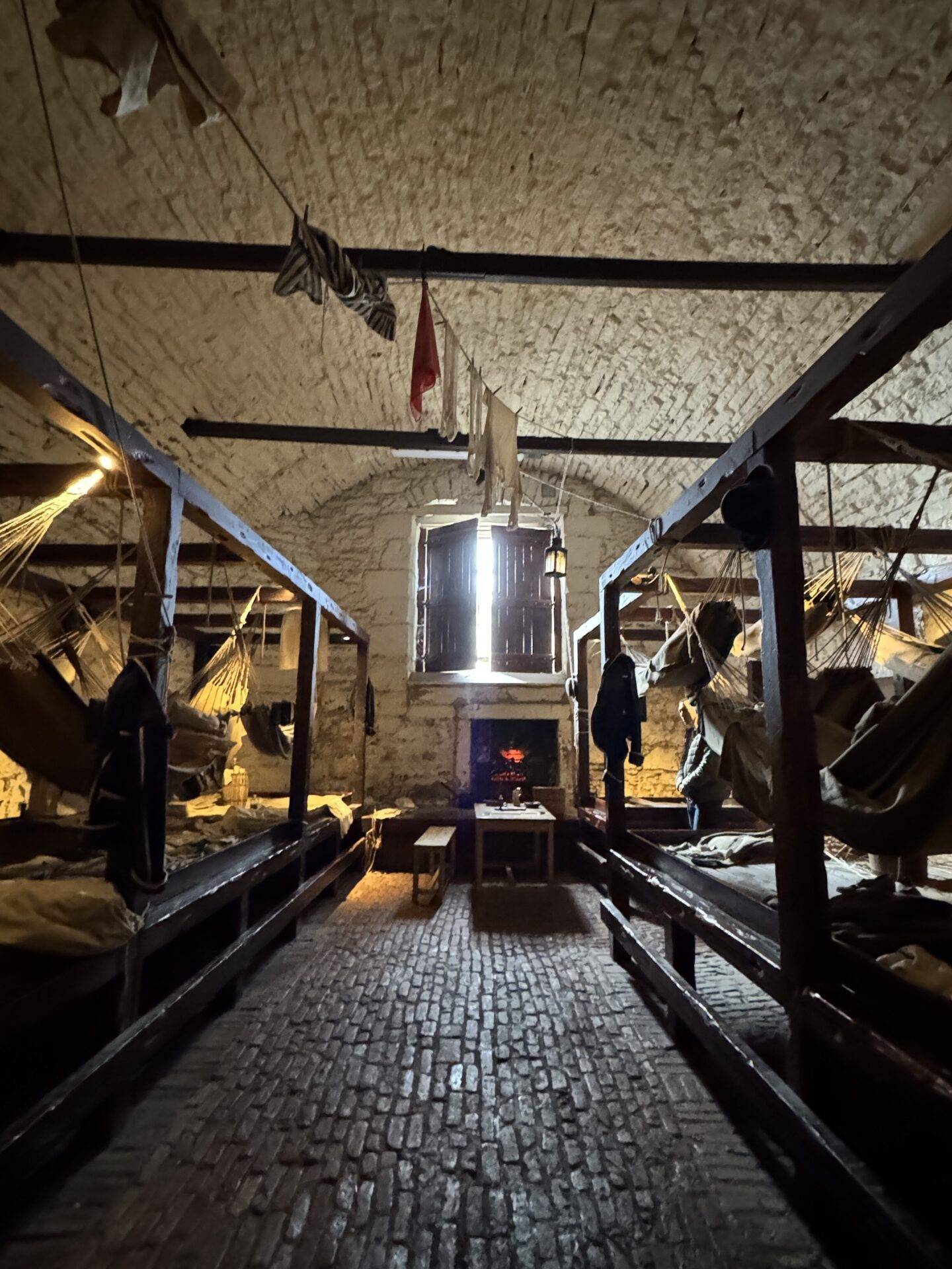 Sleeping-quarters-for-prisoners.-Photo-by-Debbie-Stone_副本.jpg