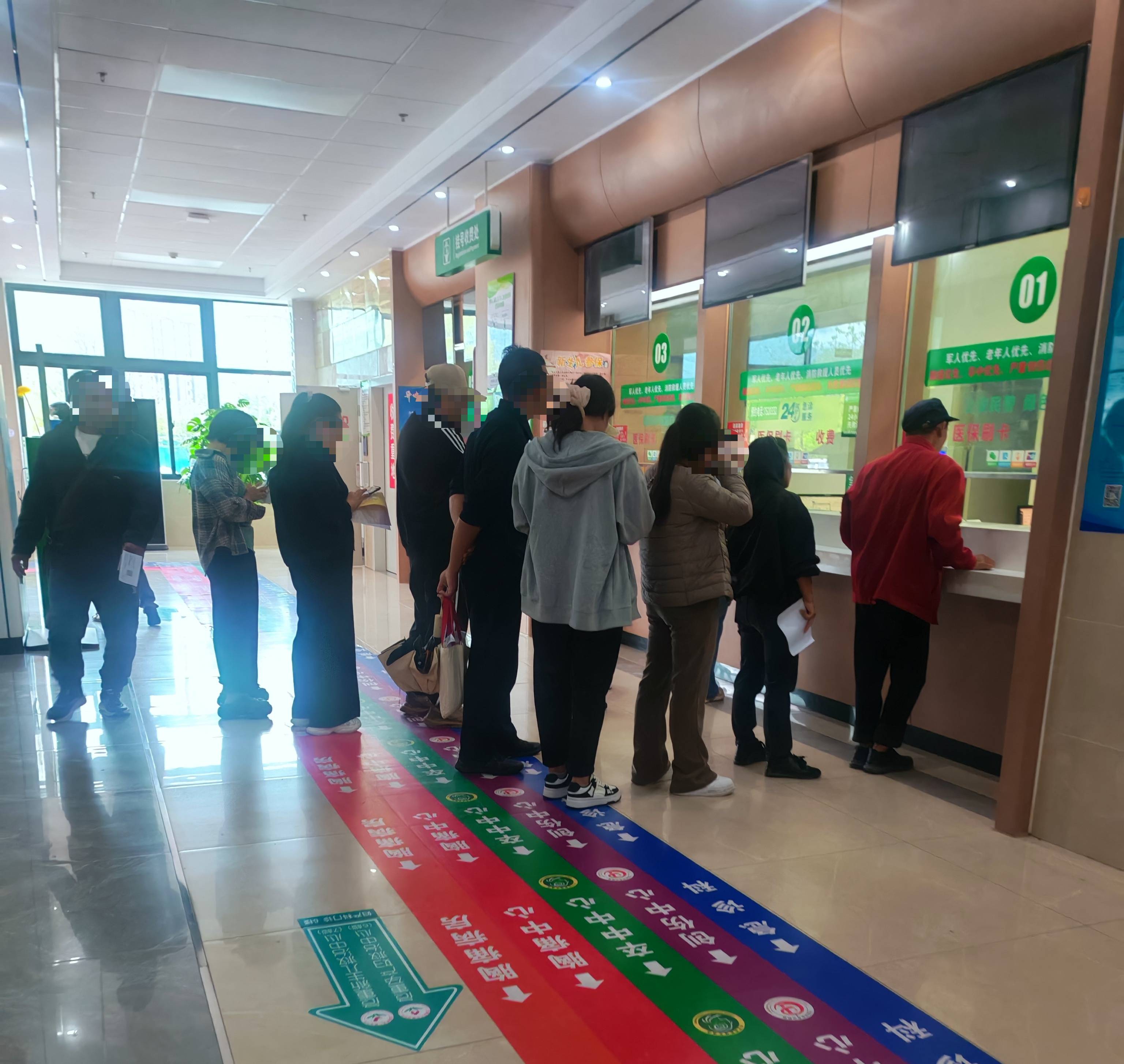 医院挂号处及导诊标识.jpg