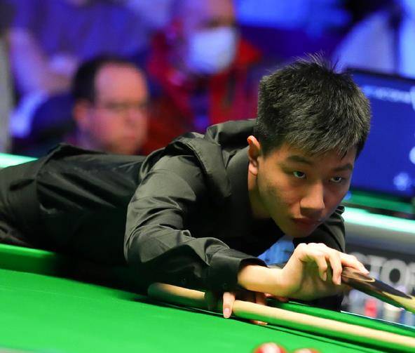 中国斯诺克3胜1负！7人进正赛，高阳德比大逆转，90后4-3险胜晋级