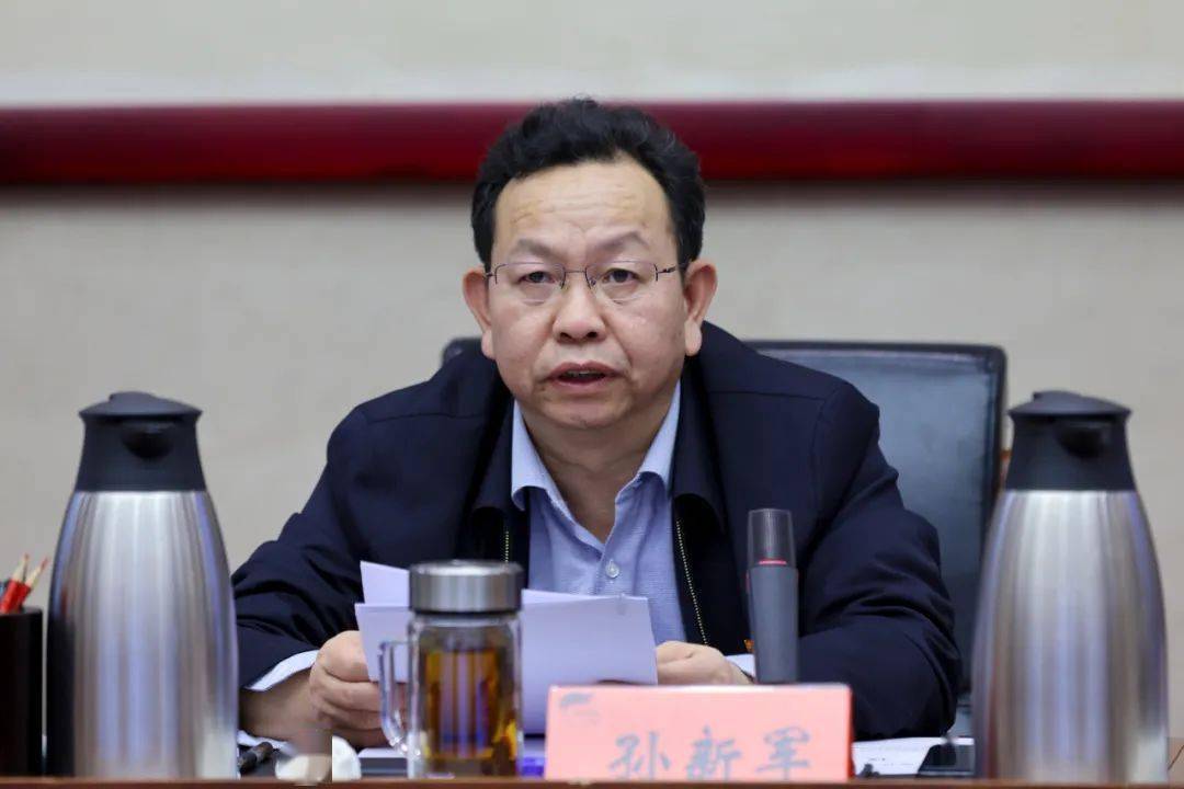 东城区召开全区领导干部大会_工作_政治_问题