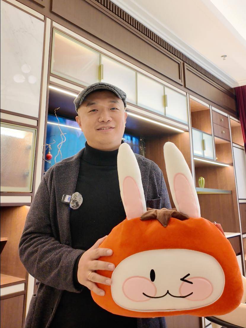 上影导演 繁花联合导演 程亮陶陶:侬记得关注上海发布上影演员剧团