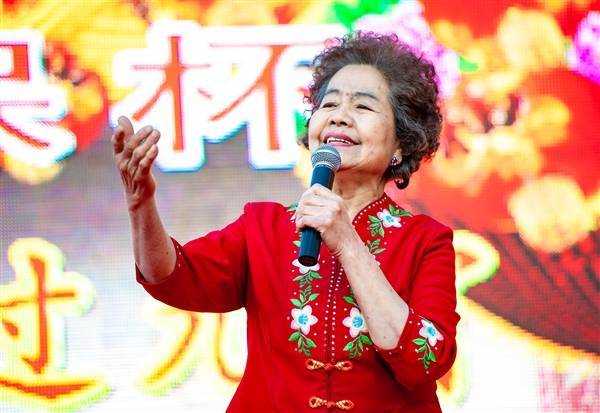 开民族之"花" 唱发展之"调"_开花_刘改鱼_民歌