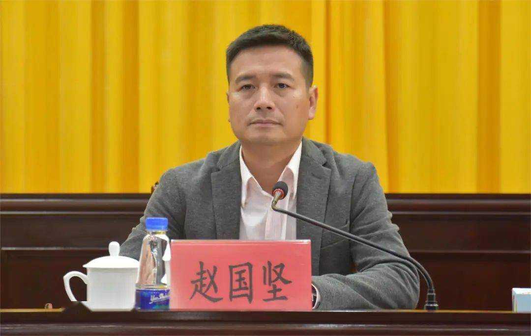 坦洲镇组织召开电动自行车消防安全全链条整治行动动员部署会_充电