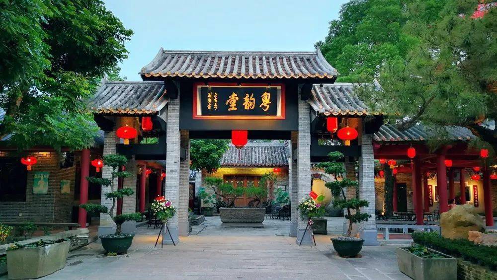 表演选一个月光如水的晚上来感受一次传统文化的洗礼荔景苑香山书房