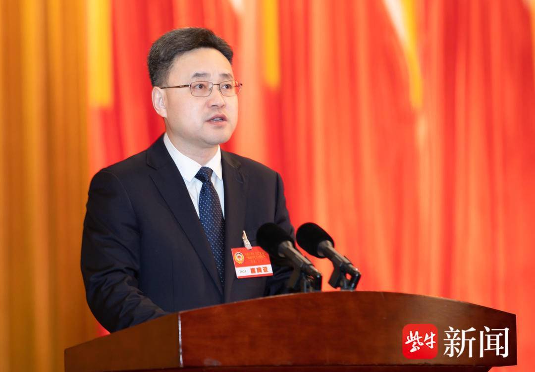 广陵区委书记张伟张伟表示,一座城市的发展史,就是干部群众的奋斗史.