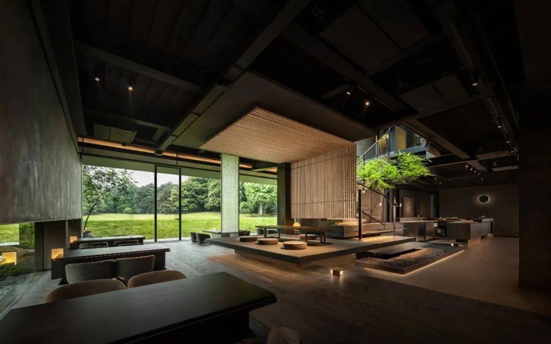 空间中的渗透与流动