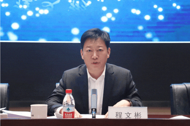 会上,局副总经理程文彬,罗彬,鲍宗平分别对2023年市场营销业务,投资