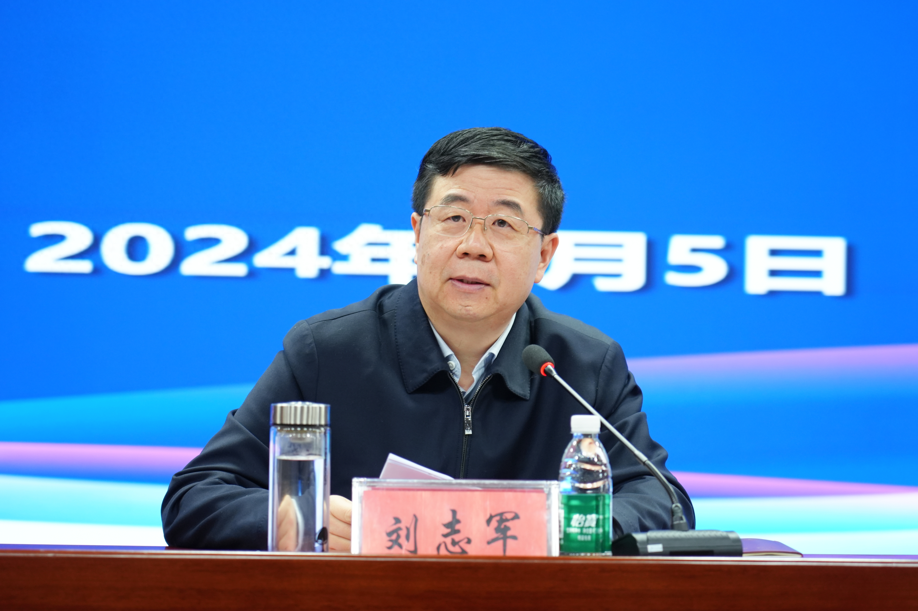 关于liuzhijun的信息