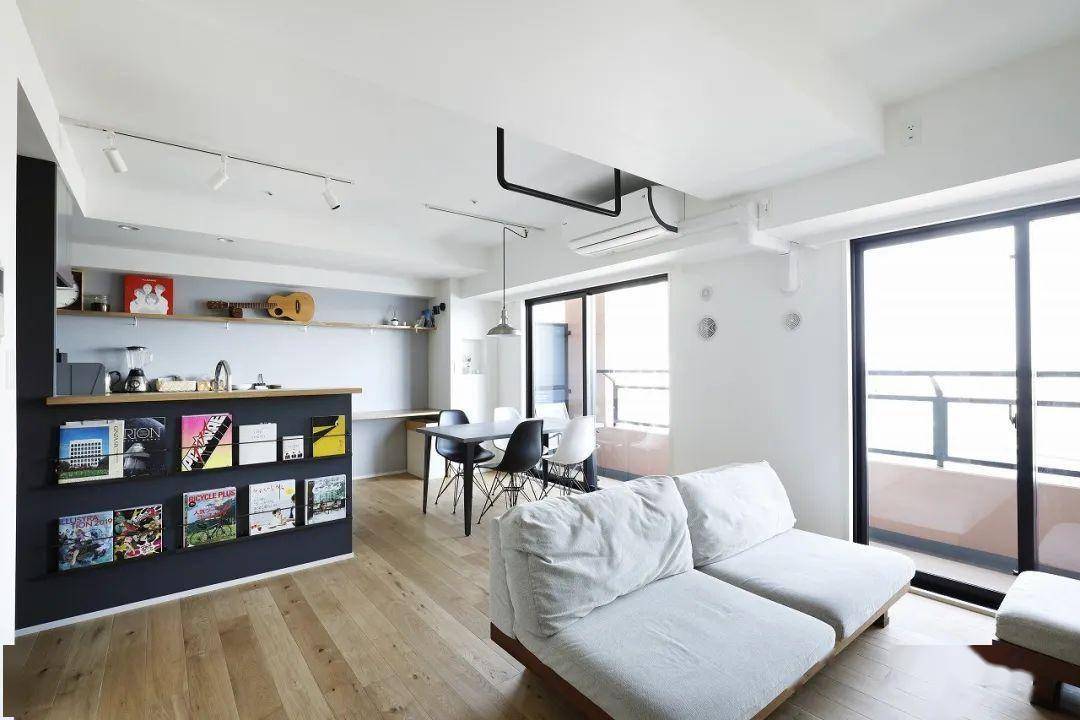 日本一家三口住50㎡小公寓,看完它的设计,直呼惊叹!_空间_客厅_厨房