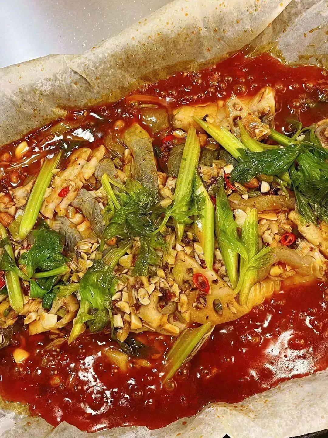 不是哈尔滨去不起,而是石泉美食更有性价比!