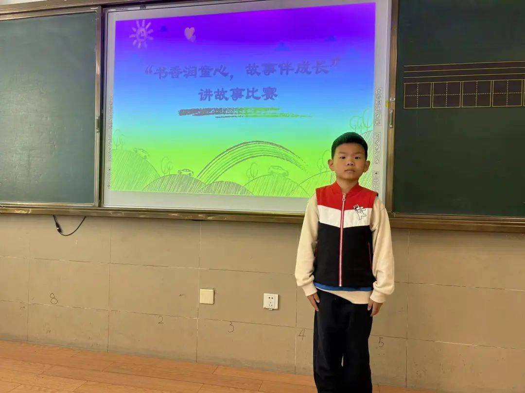 三,古诗考级,经典浸润心田一年级的孩子们正处于记忆力飞速发展的黄金