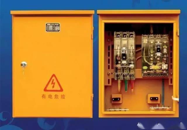 内设kdm1或dz20(160a以上380v)系列透明塑壳断路器作为控制开关,配置