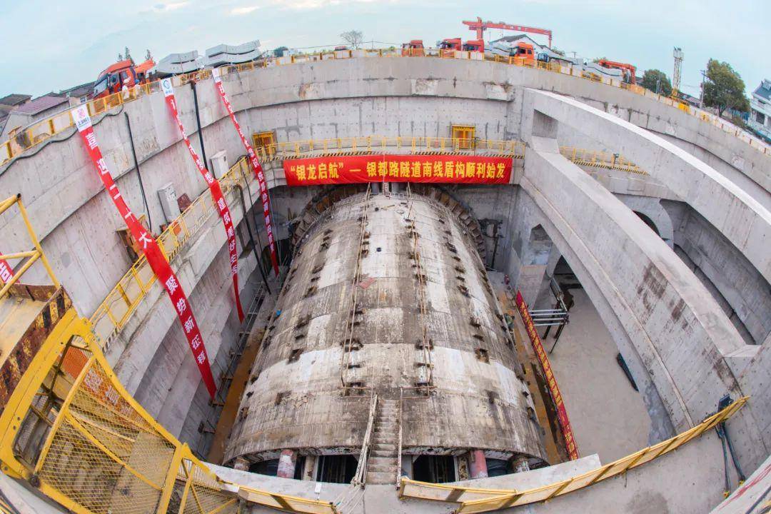 年底建成通车,竣工后将和龙耀路隧道,上中路隧道,龙水南路隧道相呼应