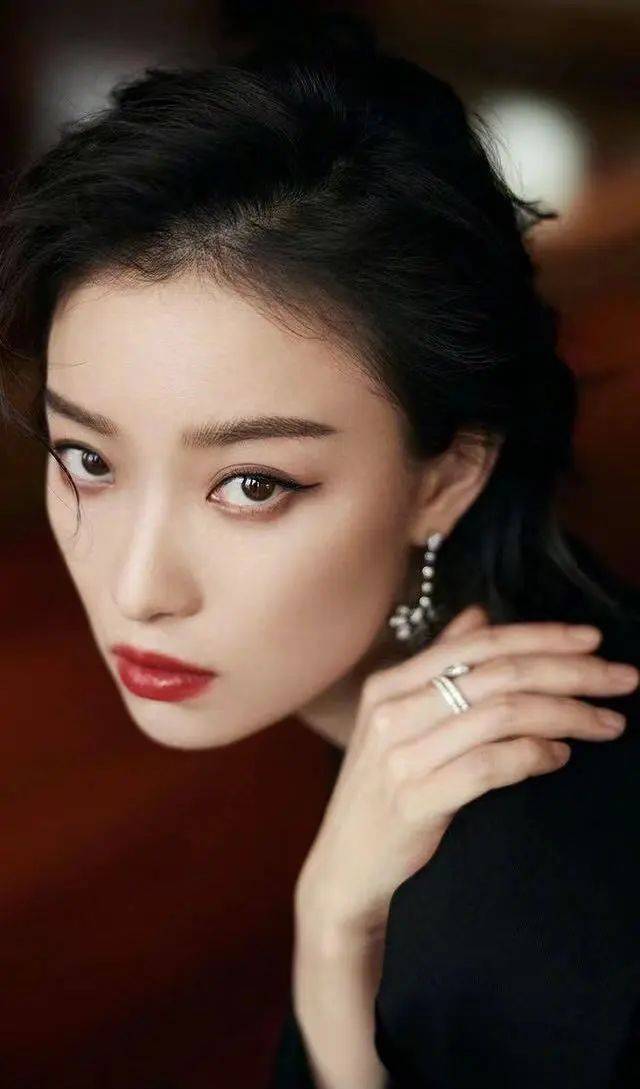 杨紫的骨相妆,好姐噢!_tips_轮廓_御姐