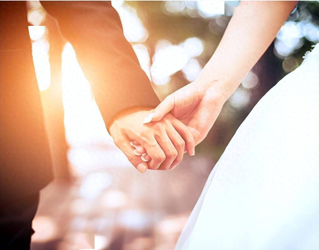 5年观察1000对夫妻:婚姻最舒服的状态,不是如胶似