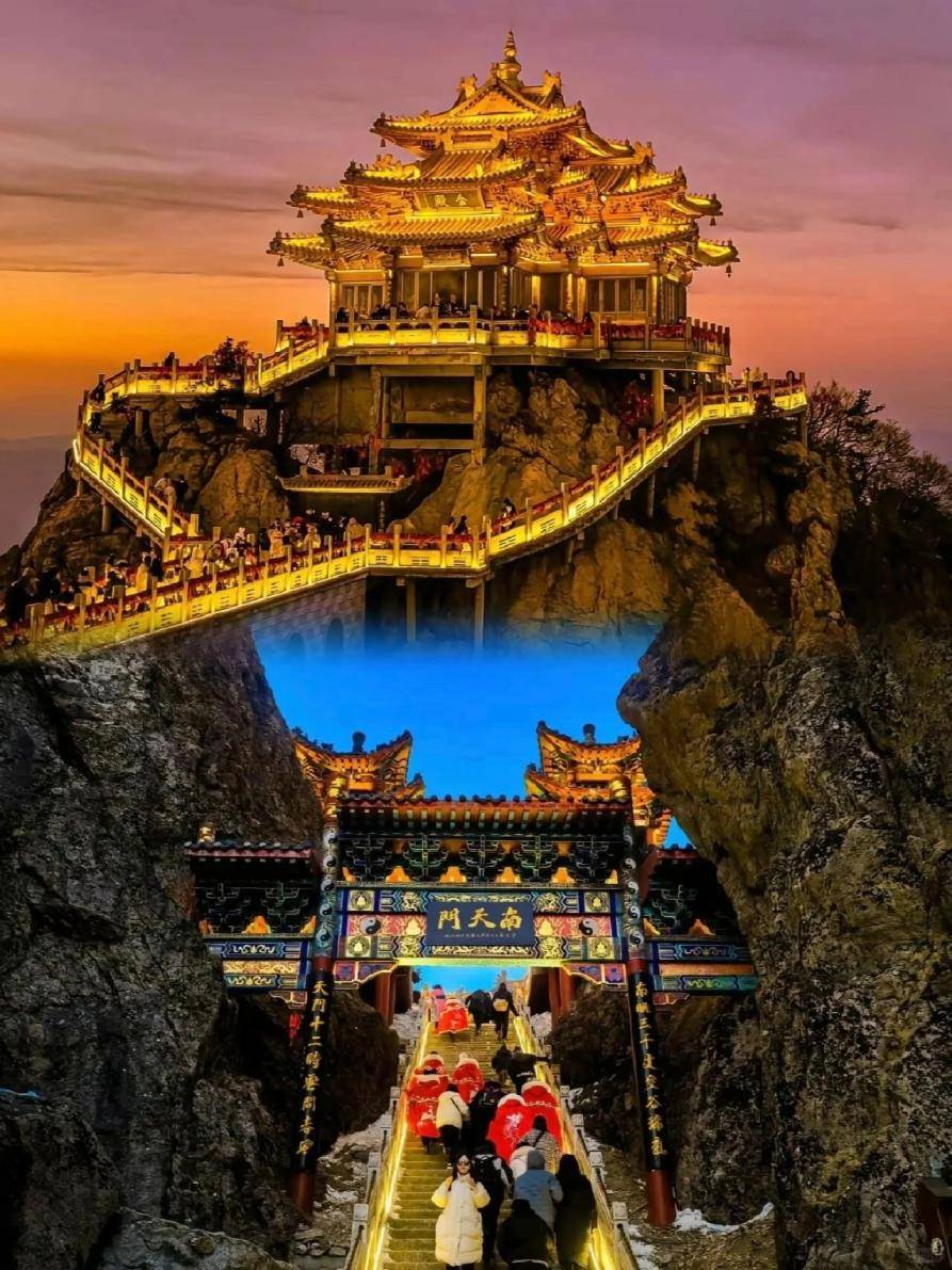 云顶天宫观极致雪景!今年冬天总要去一趟老君山吧!