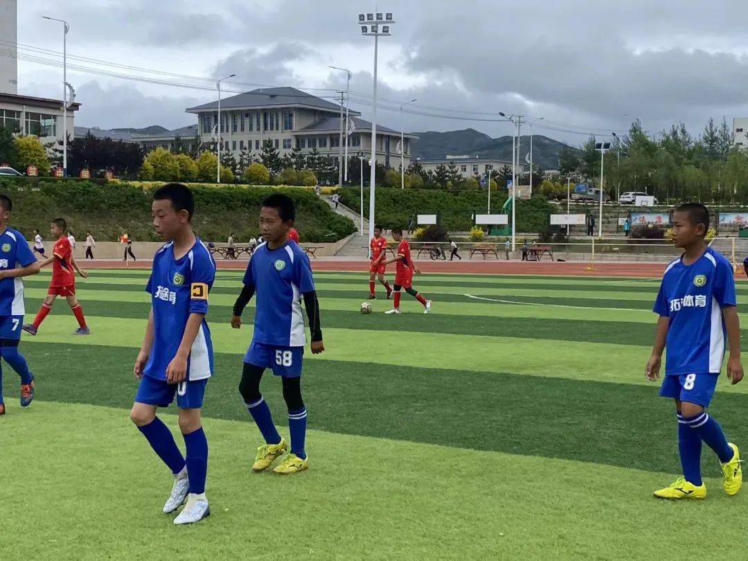 宁夏新闻网讯(记者 丁炜勇 李东)近日,宁夏隆德县足协组织三至七年级5