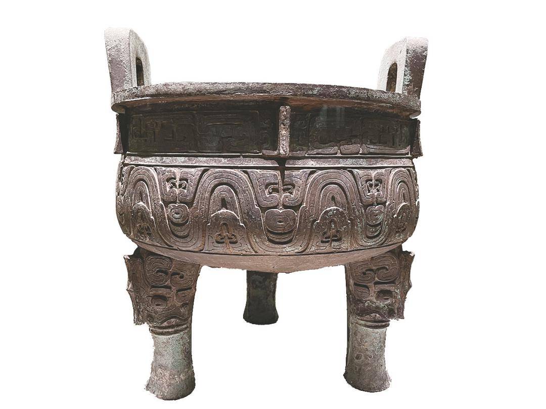 90余件套古青铜器亮相南宁博物馆 近半数为国家一级,二级文物_纹饰