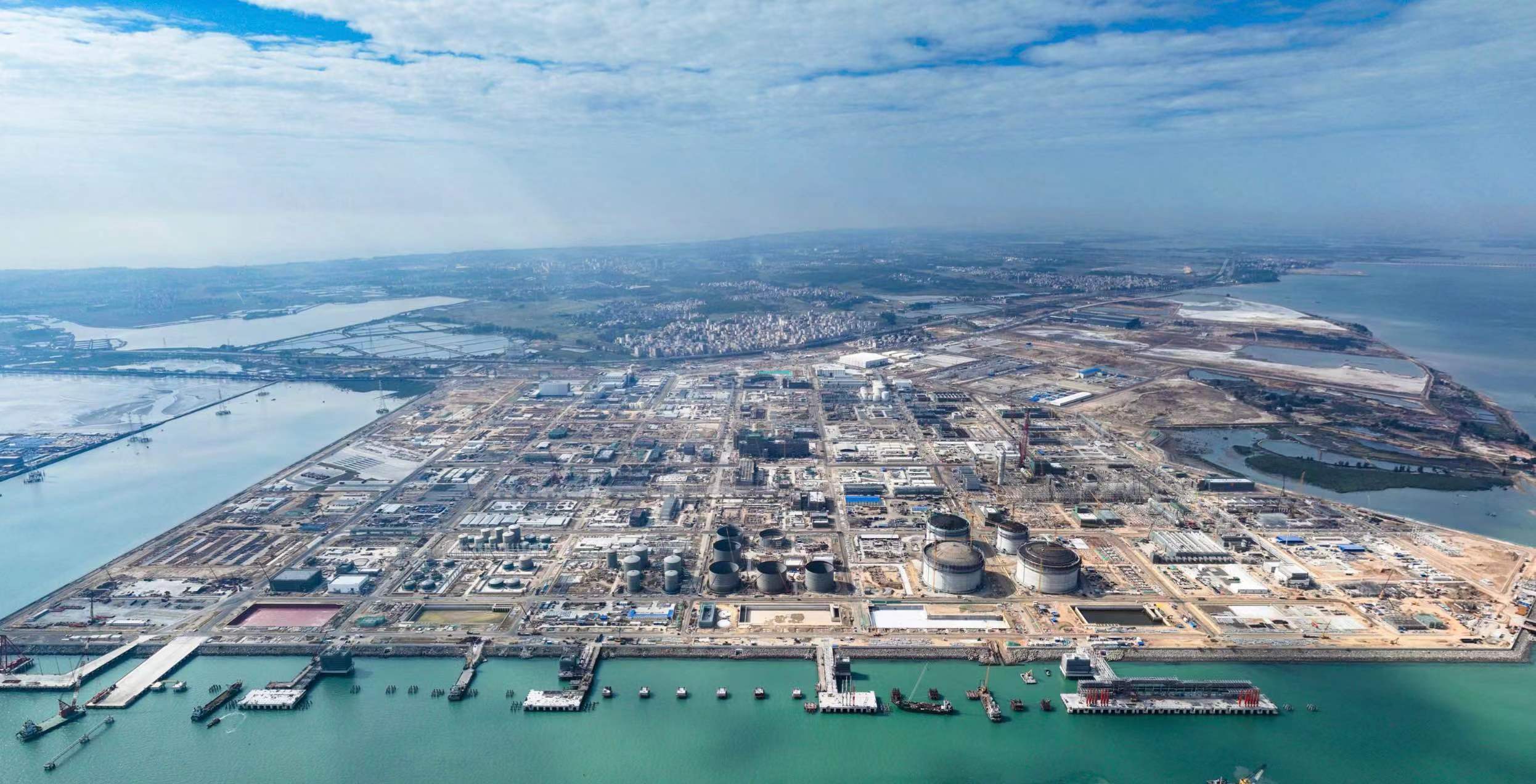 当天,围绕巴斯夫湛江一体化基地建设情况,tpu等化工市场趋势等,巴斯夫