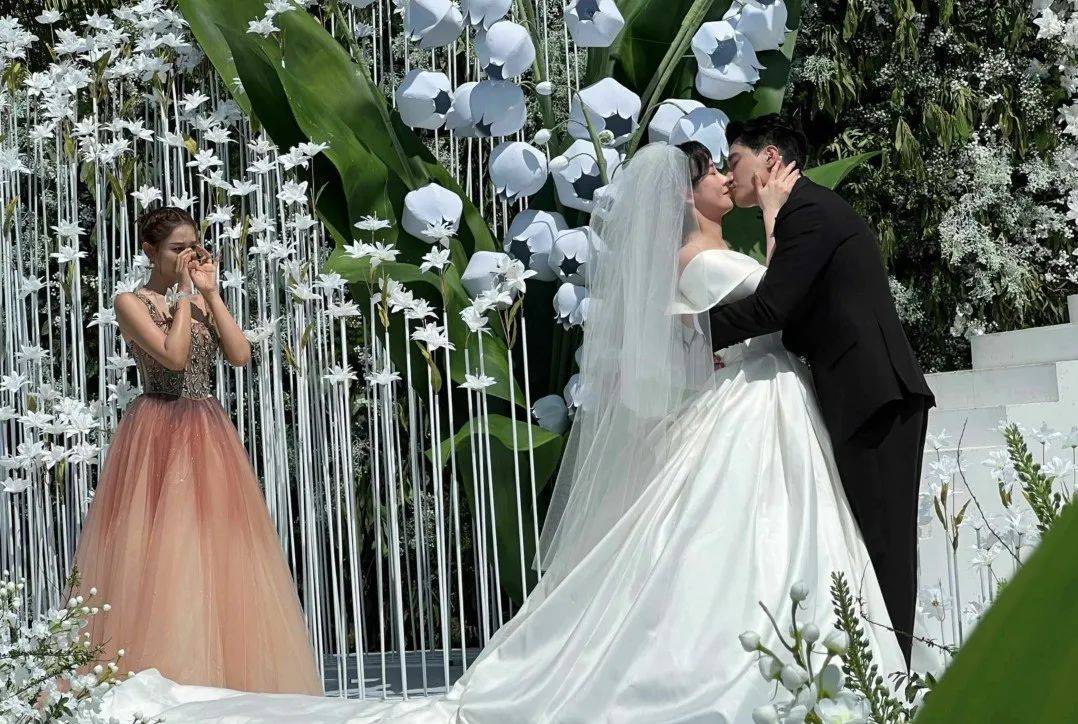 张檬_刘雨欣_恋情